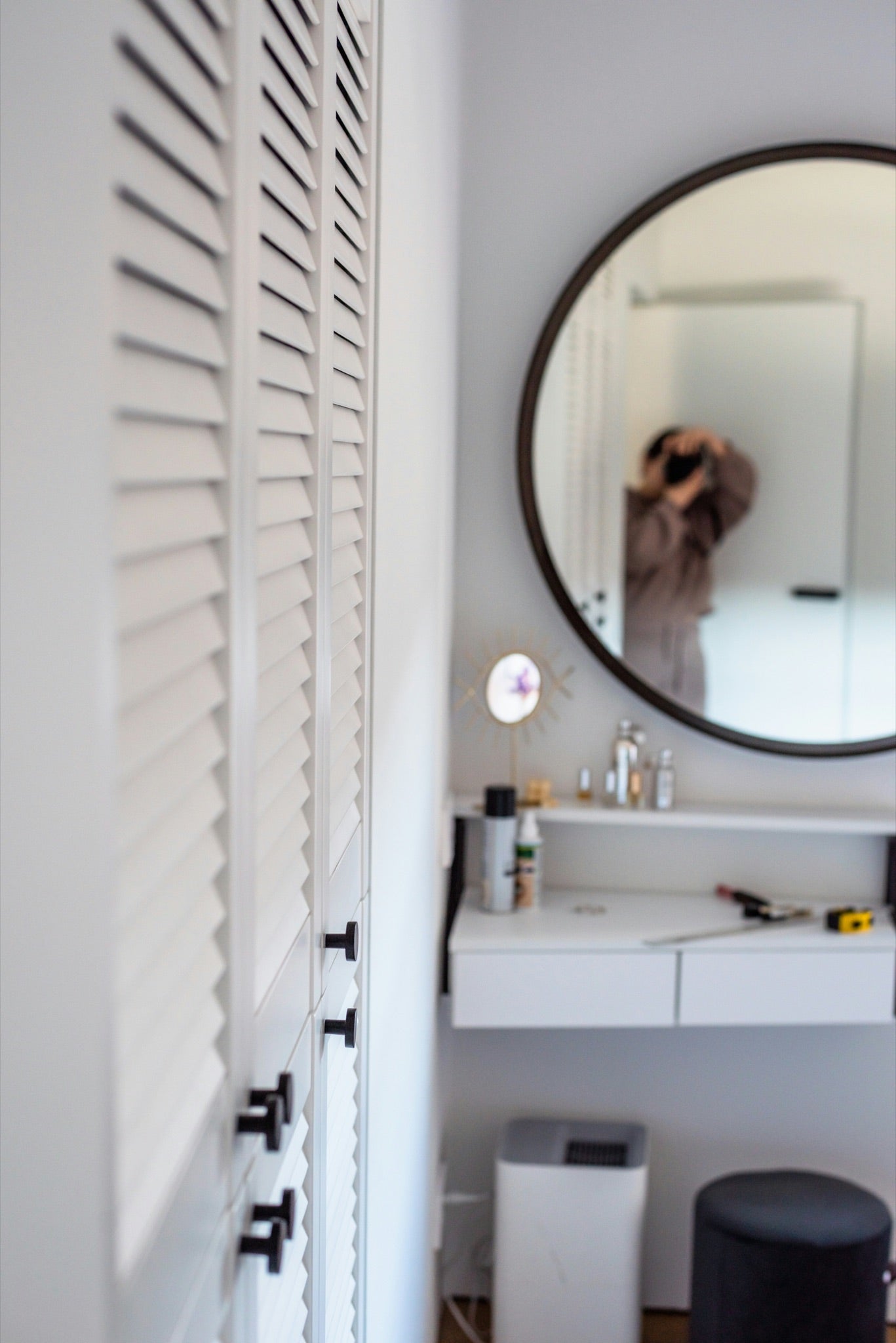 Is menopausal hair loss permanent?